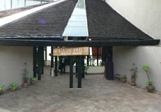 Mpata Safari Club Entrance